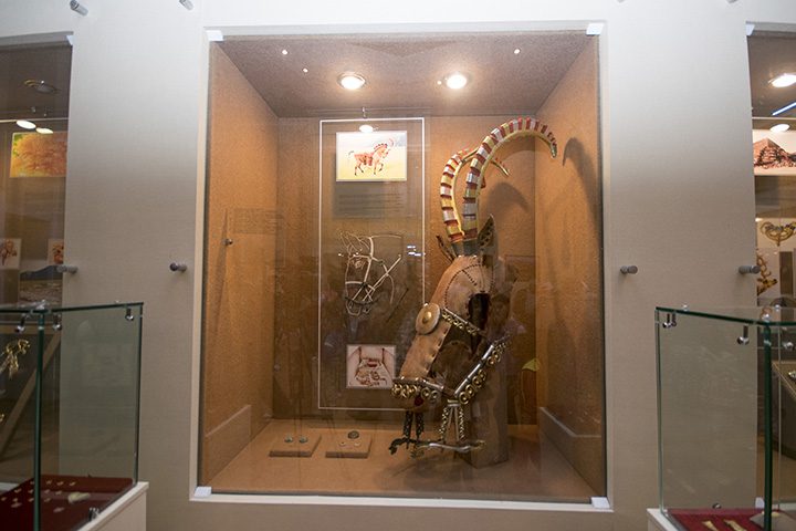 069