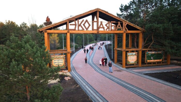 В Костанайской области открыли экопарк на 44 гектара и запустили две ВЭС