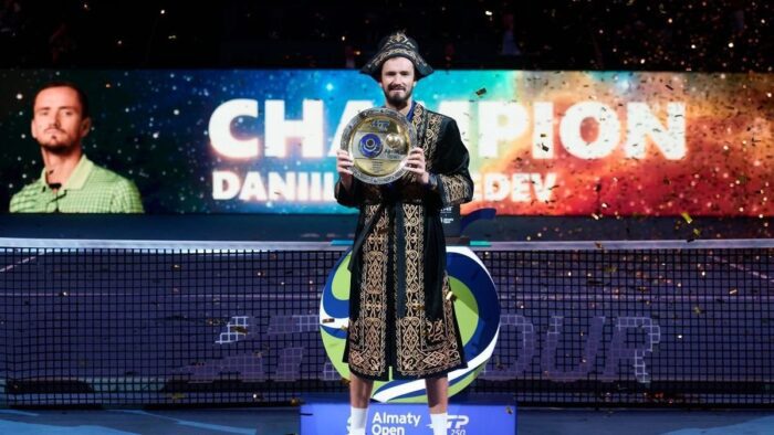 Медведев во второй раз подряд выиграл Almaty Open ATP 250