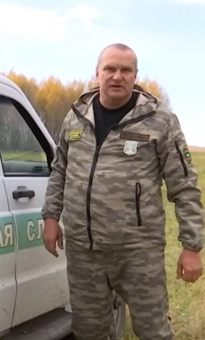 В Северном Казахстане егеря пострадали при задержании браконьеров на пикапе