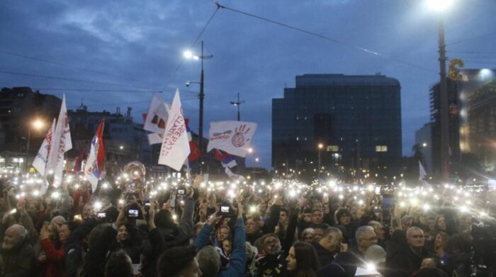 В Белграде на митинг студенческого списка пришли около 150 тысяч человек