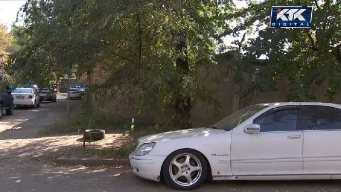 В Алматы мужчина погиб после конфликта из-за парковочного места