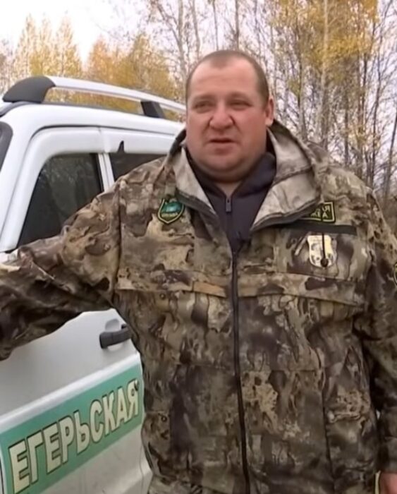 В Северном Казахстане егеря пострадали при задержании браконьеров на пикапе