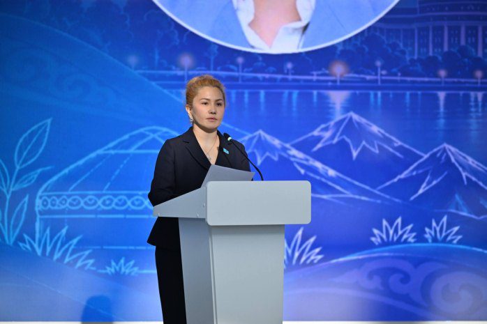 Дана Медеуова возглавила депутатскую группу «Дети Казахстана»