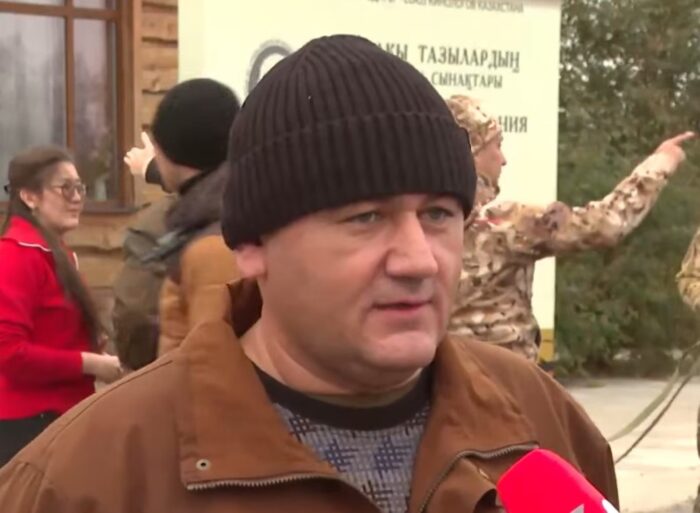 В Астане около 30 тазы показали охотничьи навыки на испытаниях