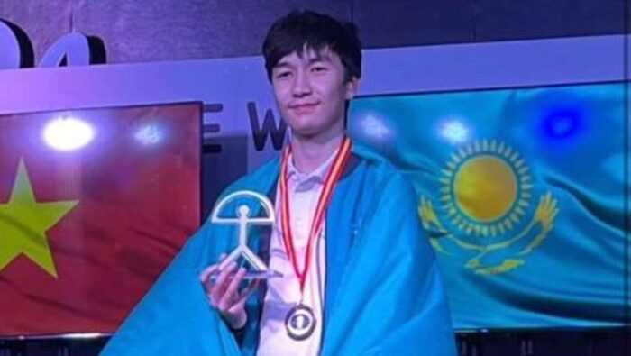 Алматинские шахматисты взяли золото, серебро и бронзу на чемпионате мира в Испании