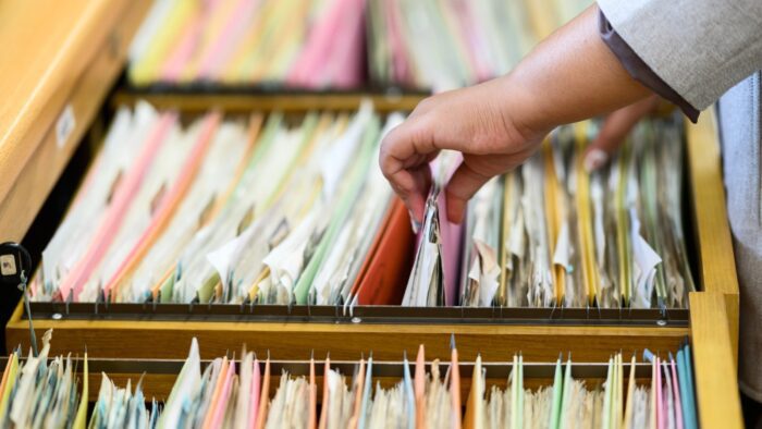 Минтруда: как подтвердить стаж для пенсии без трудовой книжки