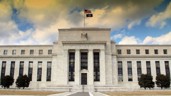 ФРС США оставила ставку на уровне 3,75–4%: голоса разделились