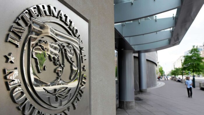 МВФ улучшил прогноз роста мировой экономики на 2026 год на 0,1 процента