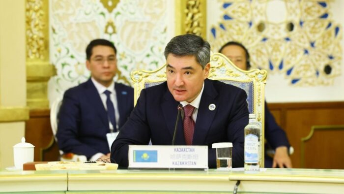 Казахстан предложил разместить штаб-квартиру Банка развития ШОС на своей территории