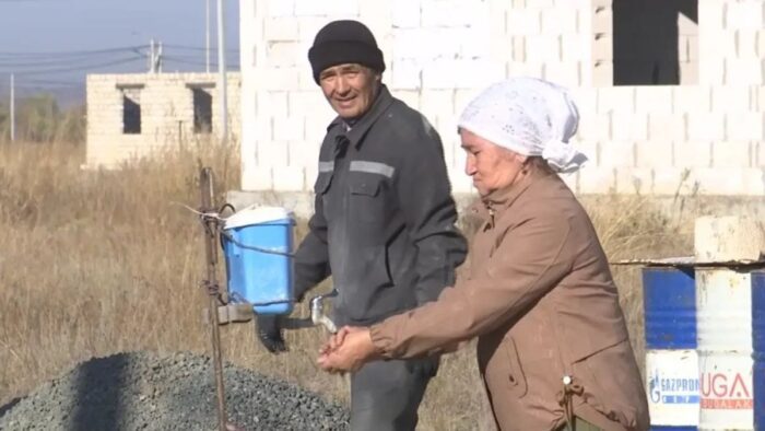 Жители Актобе более 10 лет ждут воду: водопровод готов на 95%