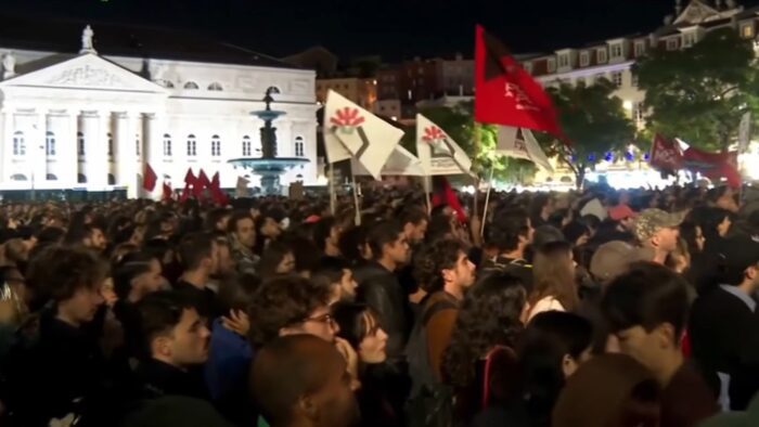 В Португалии протестуют против роста цен на жильё и аренду